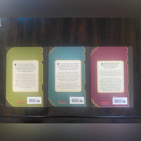 Set of 3 Minecraft Handbooks in like new condition - Picture 3 of 3